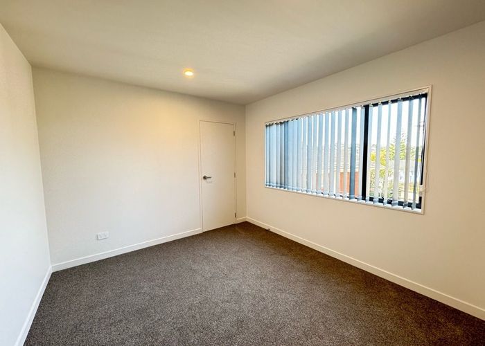  at 40C Knightsbridge Drive, Forrest Hill, North Shore City, Auckland