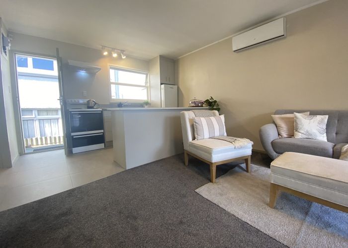  at 2/328 Mount Eden Road, Mount Eden, Auckland City, Auckland