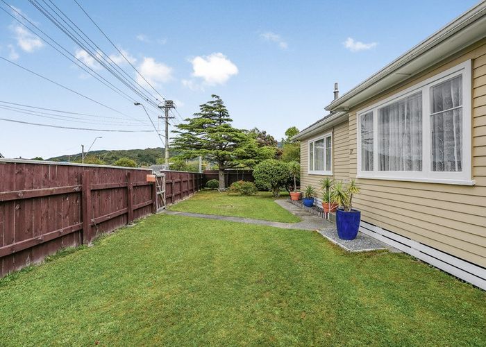  at 17 Nelson Crescent, Wainuiomata, Lower Hutt