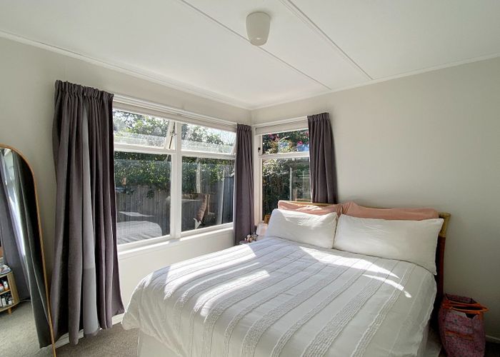  at 2/30 Hardington Street, Onehunga, Auckland City, Auckland