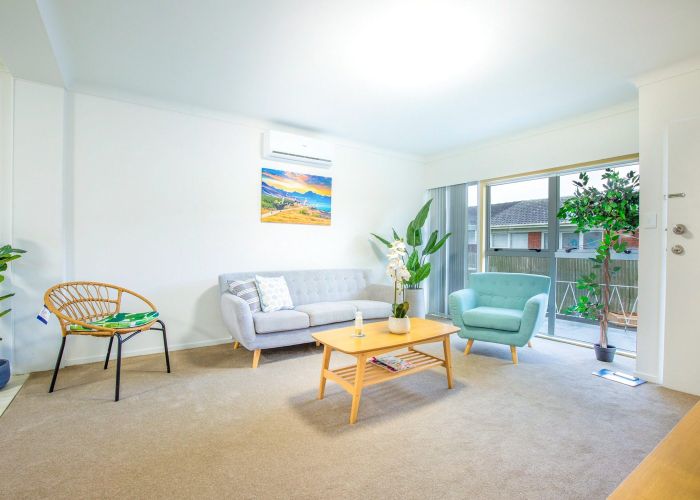  at 2/278 Shirley Road, Papatoetoe, Manukau City, Auckland
