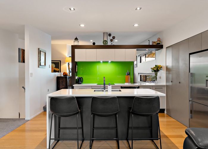  at 7 Vera Court, Siverdale