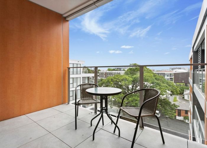  at 605/10 Lion Place, Epsom, Auckland