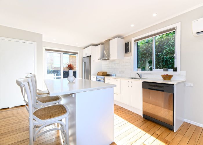  at 16 Gills Avenue, Papakura, Papakura