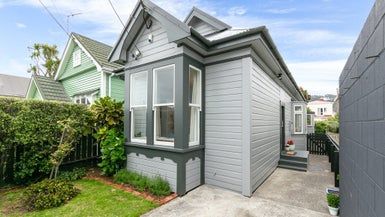  at 8 Yule Street, Kilbirnie, Wellington