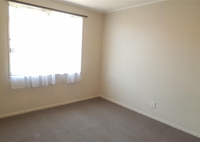  at 2/40 Palmers Road, Clendon Park, Manukau City, Auckland