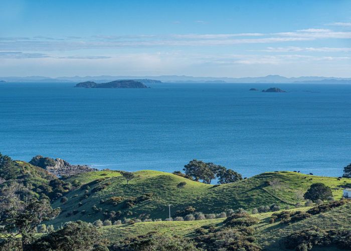  at 306 Sea View Road - Wawata Estate, Onetangi, Waiheke Island, Auckland