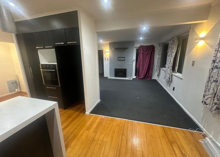  at 76 Willerton Street, New Lynn, Waitakere City, Auckland