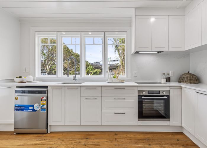  at 25 Princes Street, Northcote Point, North Shore City, Auckland