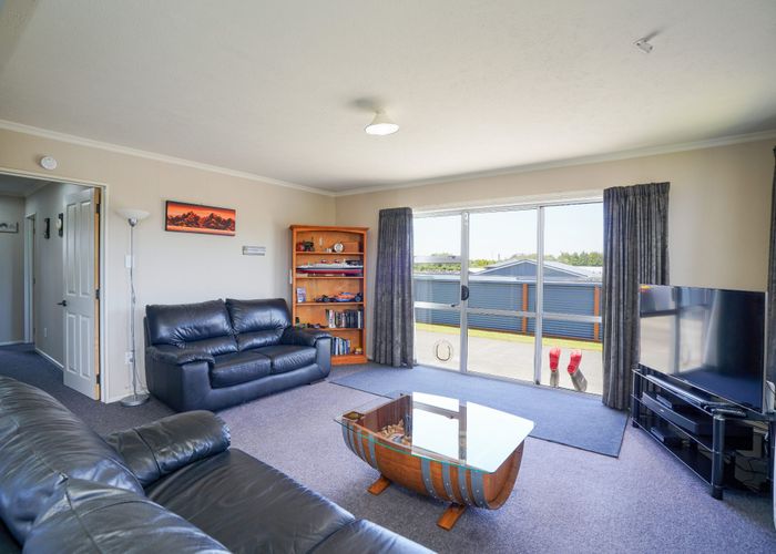  at 130 Avon Road, Clifton, Invercargill
