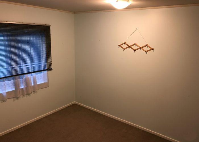  at J1/20 Ian Marwick Place, Birkenhead, North Shore City, Auckland