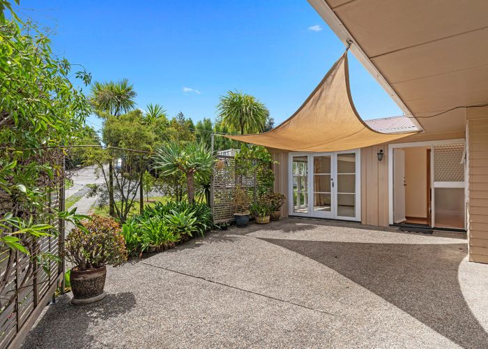  at 1/30 Lyttleton Avenue, Forrest Hill, North Shore City, Auckland