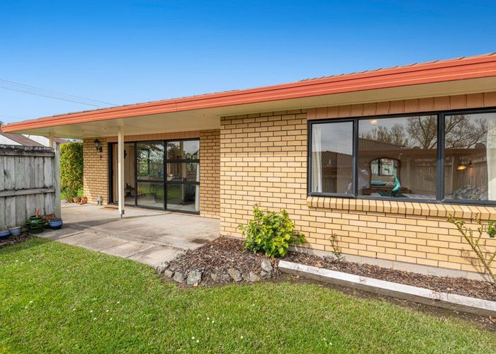  at 5 Pengelly Place, Parakai, Rodney, Auckland