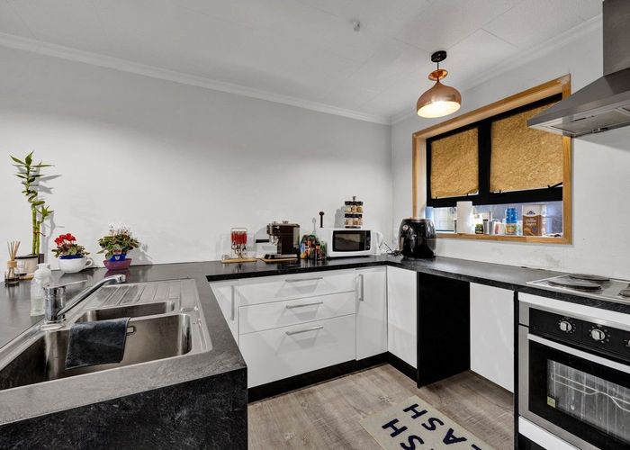  at 128A Flat B Miranda Street, Stratford, Stratford, Taranaki