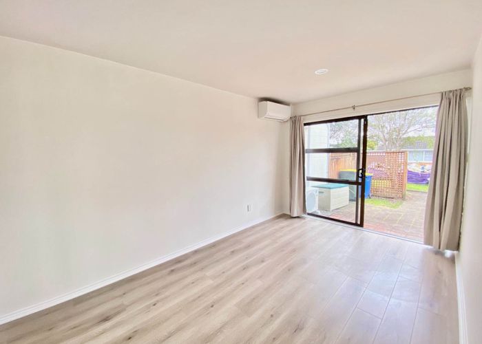  at 16/85 Edmonton Road, Henderson, Waitakere City, Auckland