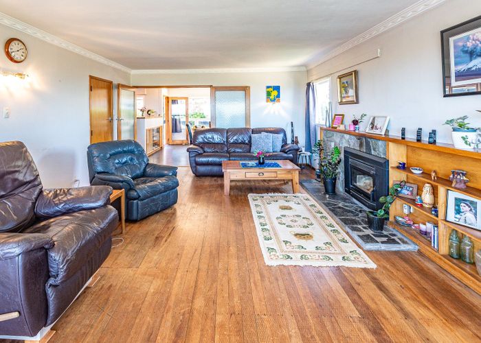  at 14 Virginia Heights, Otamatea, Whanganui