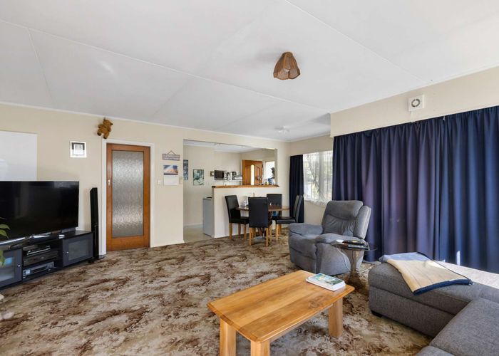  at 2/10 Waikare Street, Tāhunanui, Nelson