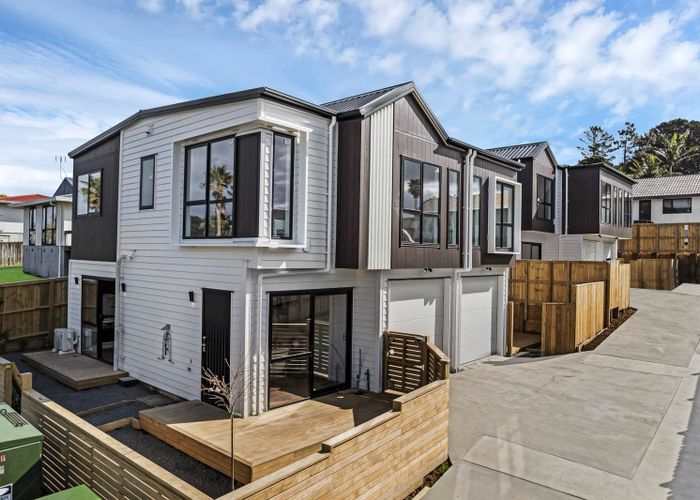  at 29 Caribbean Drive, Unsworth Heights, North Shore City, Auckland