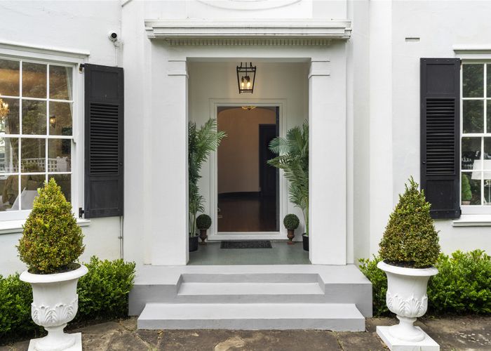  at 46 Mountain Road, Epsom, Auckland