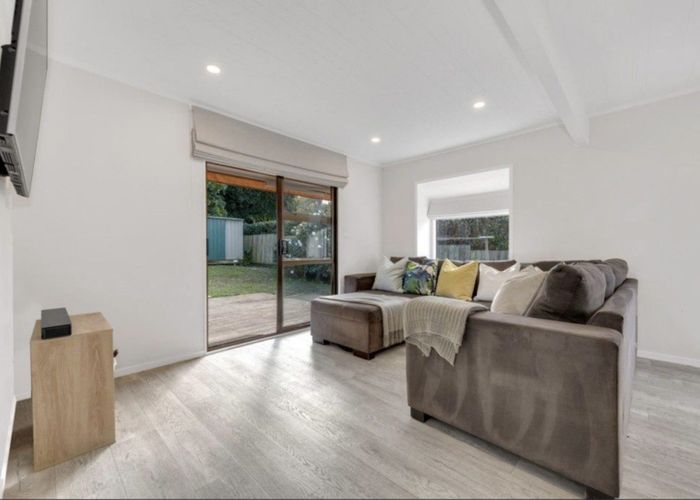  at 24 Culver Terrace, Howick, Auckland