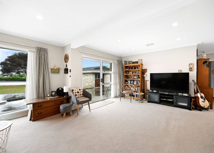  at 348 Cobham Drive, Hillcrest, Hamilton