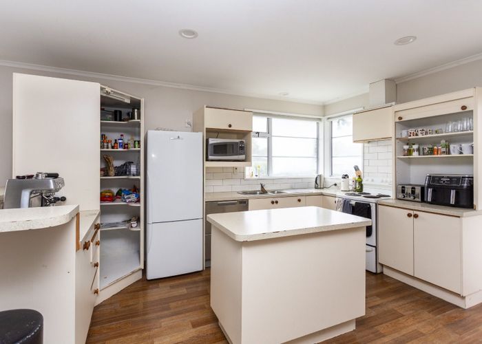  at 55 Kirkwood Avenue, Upper Riccarton, Christchurch City, Canterbury