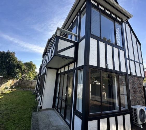  at 3/15 Swanson Road, Henderson, Waitakere City, Auckland