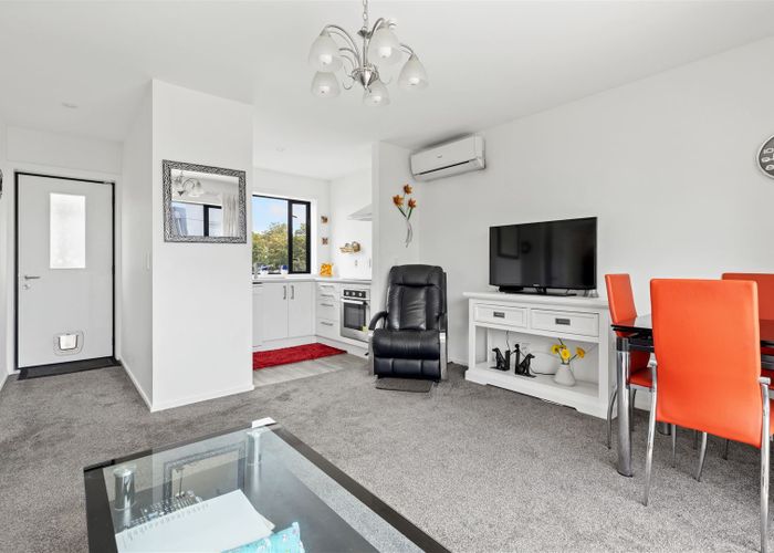  at 2/306 Stanmore Road, Richmond, Christchurch City, Canterbury
