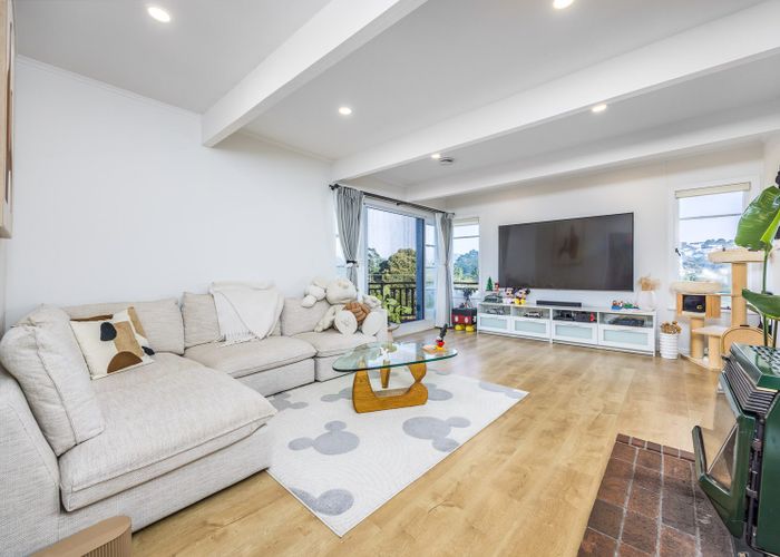  at 7 Chamberlain Road, Massey, Waitakere City, Auckland