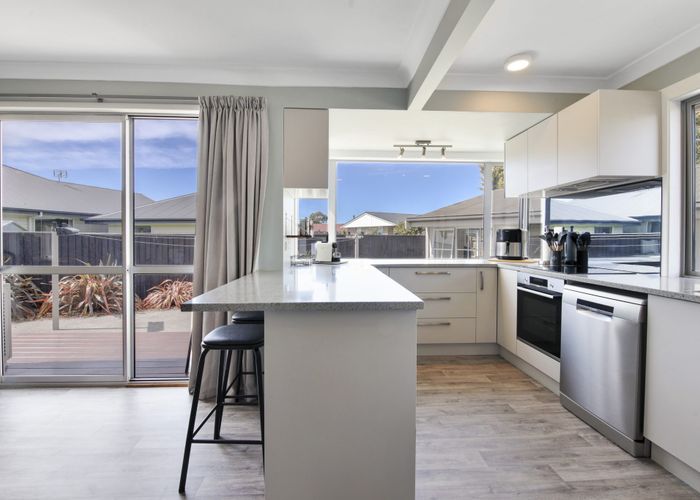  at 24 Cowes Street, Avondale, Christchurch