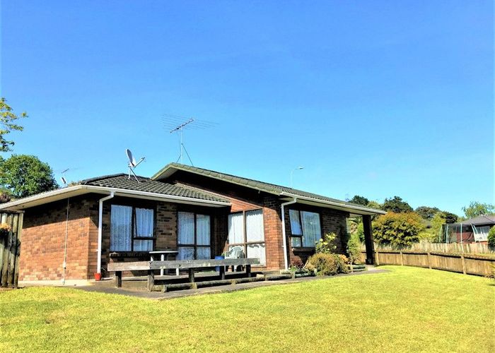  at 2 Sherpa Place, Massey, Auckland