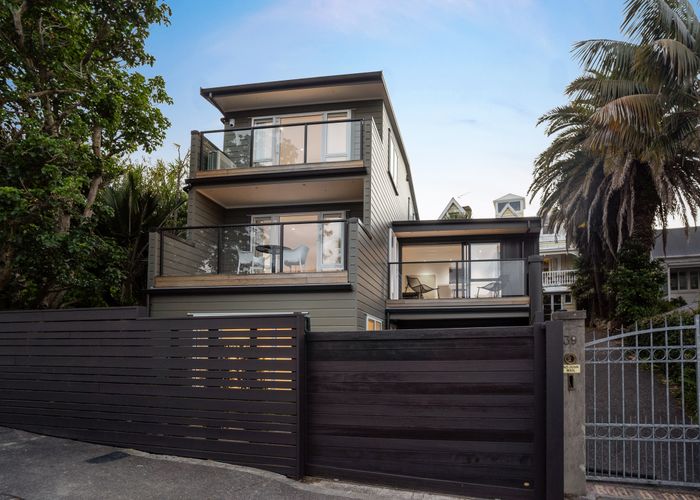  at 2/39 Wood Street, Freemans Bay, Auckland