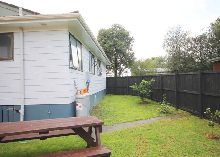  at 71 Chichester Drive, Rosehill, Papakura