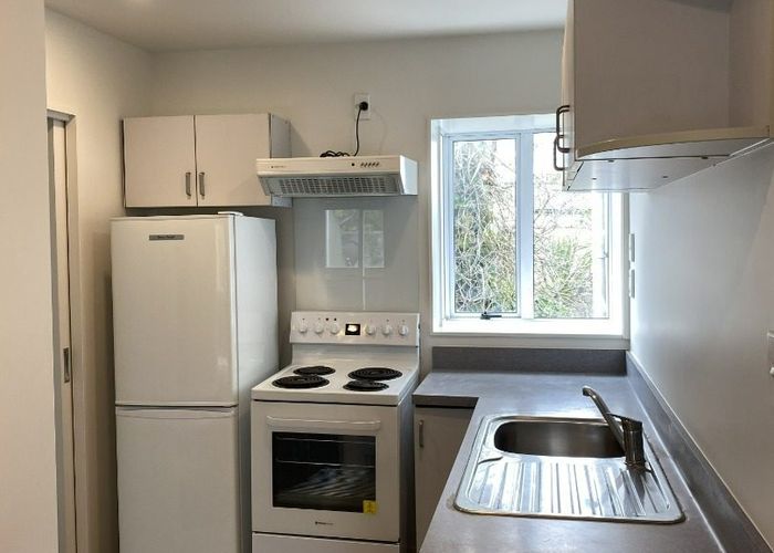  at 2/179 Riccarton Road, Riccarton, Christchurch