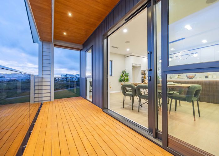  at 32 Parkmore Drive, Rosehill, Papakura, Auckland