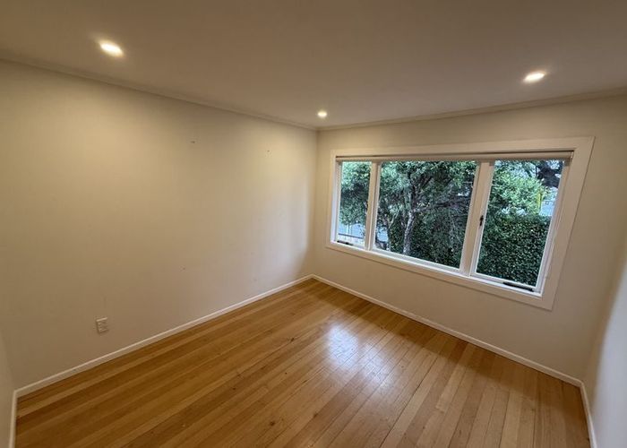  at 1 Adriatic Avenue, Henderson, Waitakere City, Auckland