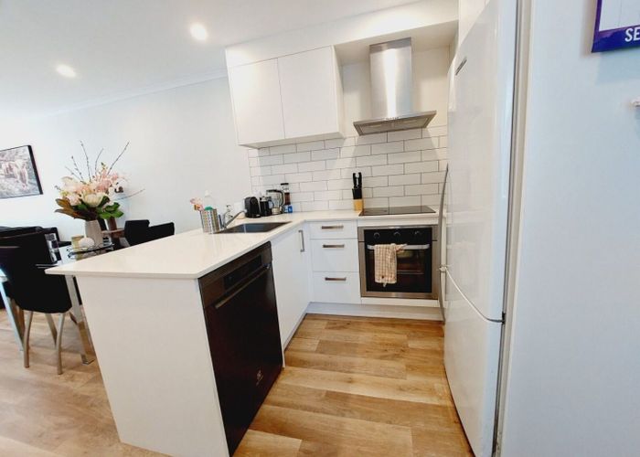  at 22 Wharara Lane, Massey, Waitakere City, Auckland