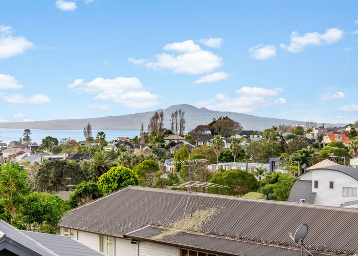  at 4/15 Godden Crescent, Mission Bay, Auckland City, Auckland