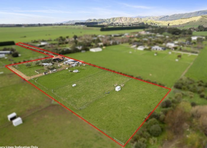 Free property data for 103 Waikawa Beach Road, Manakau homes.co.nz