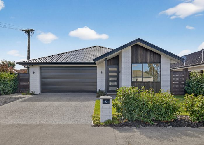  at 32 Merrin Street, Avonhead, Christchurch City, Canterbury