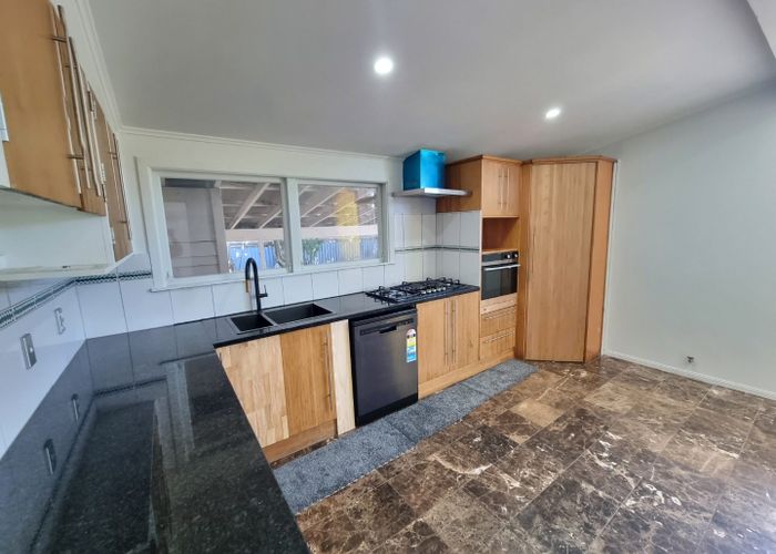  at 102 Aranui Road, Mount Wellington, Auckland
