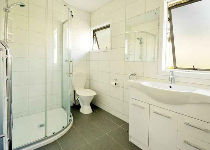  at 66 Peveril Cres, Papatoetoe, Manukau City, Auckland