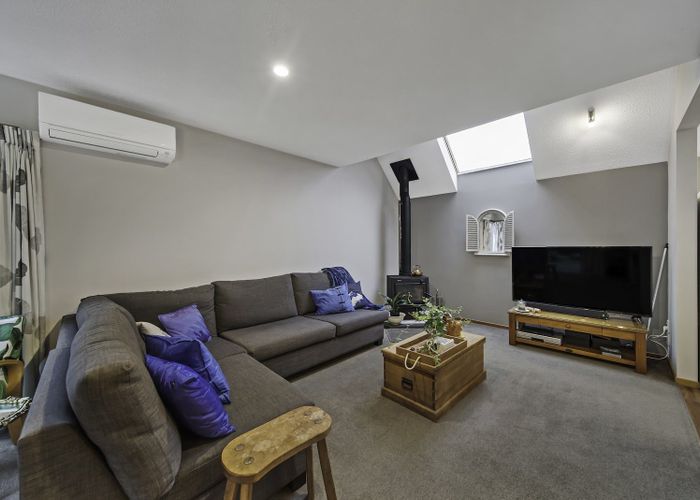  at 1/144A Yaldhurst Road, Sockburn, Christchurch