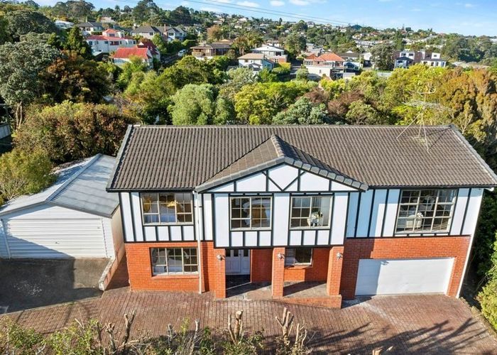  at 30 Hoskins Avenue, Hillsborough, Auckland City, Auckland