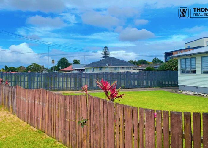  at 12 Miami Street, Mangere East, Auckland