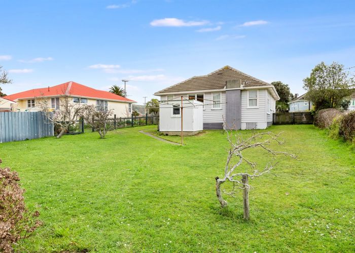  at 19 D'Urville Street, Cannons Creek, Porirua