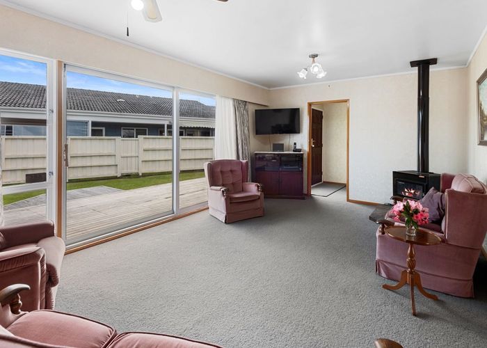  at 27 Carlton Crescent, Kamo, Whangarei, Northland