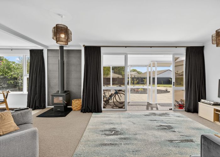  at 100 Avondale Road, Avondale, Christchurch