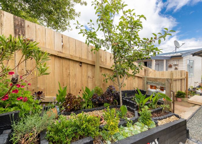  at 9A Edelweiss Grove, Timberlea, Upper Hutt