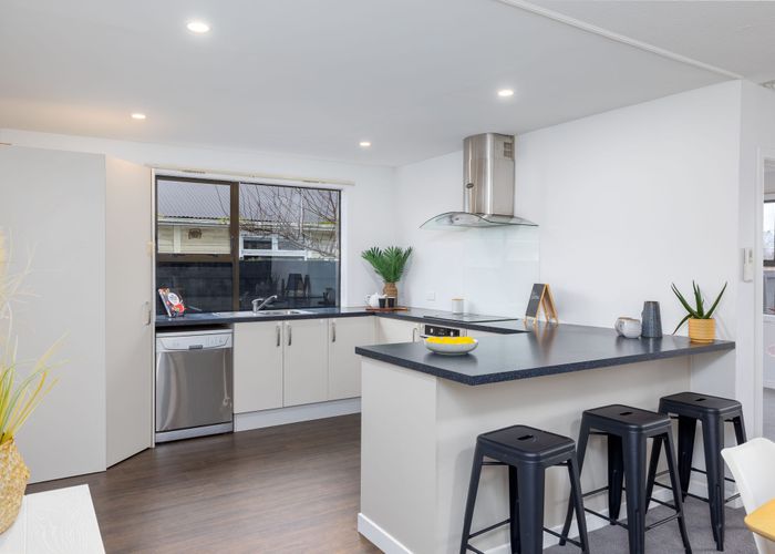  at 270 Breezes Road, Aranui, Christchurch